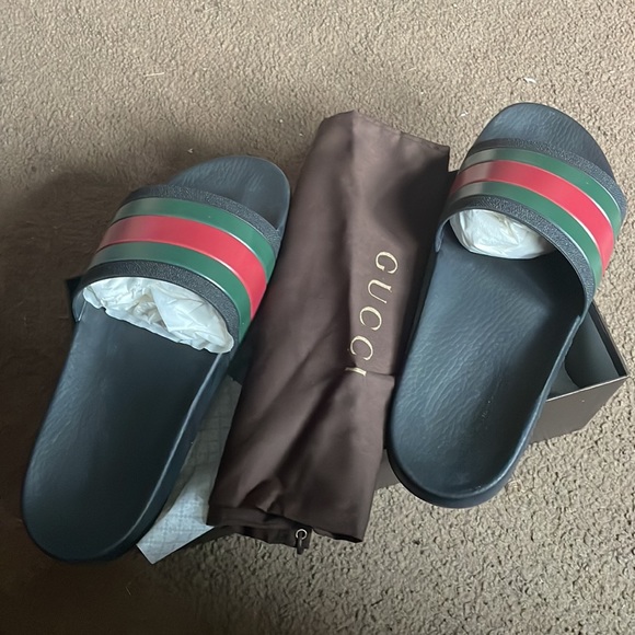 Men Gucci Slides size 11 - Picture 2 of 6